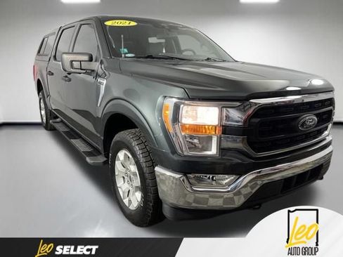 Used 2021 Ford F150 XLT w/ Equipment Group 301A Mid AWD/4WD image 4