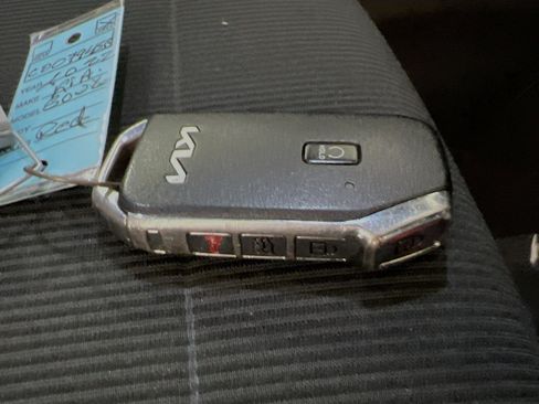 Used 2022 Kia Soul Turbo FWD image 35