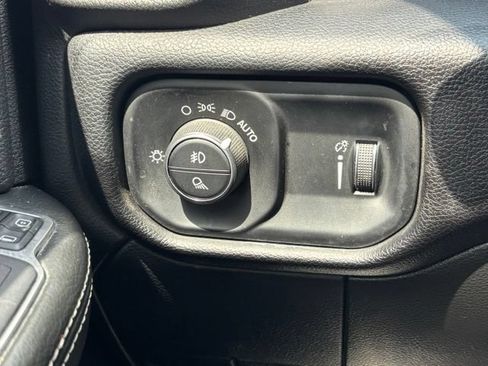 Used 2024 RAM 2500 Big Horn w/ Off Road Package AWD/4WD image 18