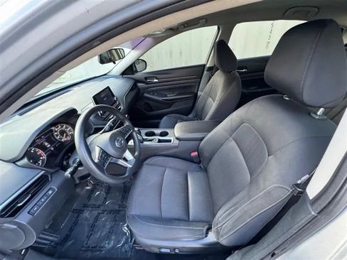 Used 2019 Nissan Altima 2.5 S FWD image 22