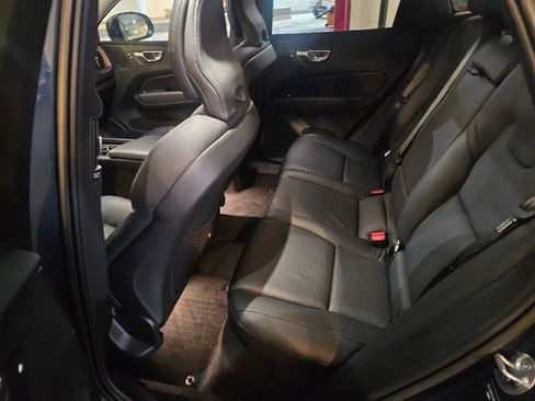 Certified 2023 Volvo XC60 B5 Plus AWD/4WD image 13