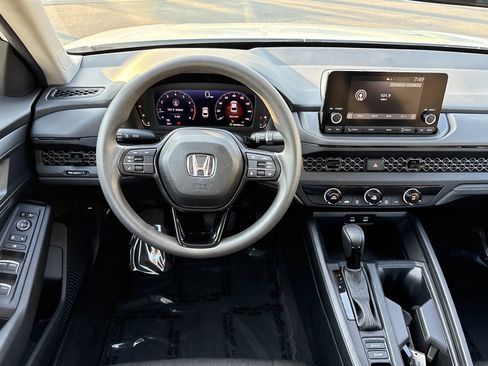 Used 2023 Honda Accord LX image 19