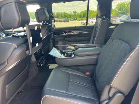 New 2024 Jeep Grand Wagoneer Series III w/ Rear Seat Video Group 1 image 30