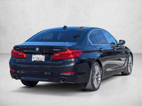 Used 2017 BMW 530i xDrive 530i xDrive image 5