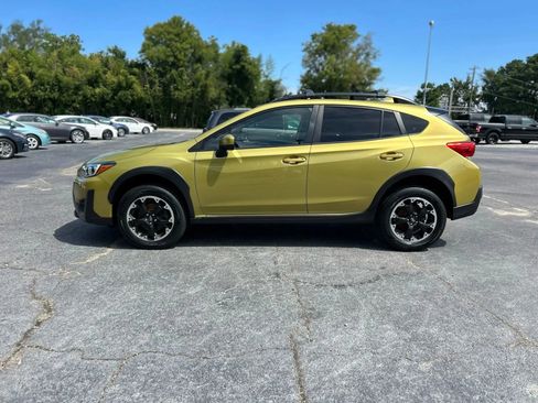 Used 2023 Subaru Crosstrek 2.0i Premium image 10