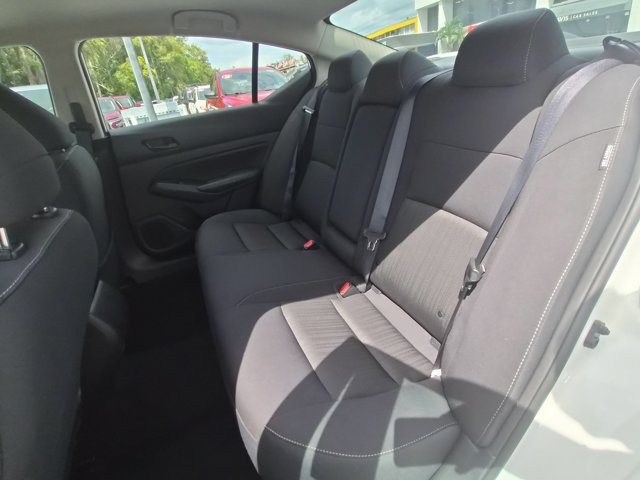Used 2025 Nissan Altima 2.5 SV FWD image 24