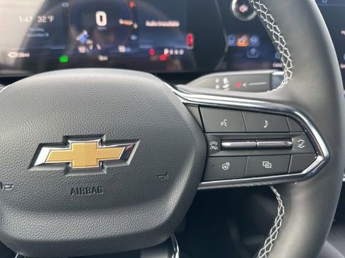 New 2026 Chevrolet Equinox EV LT image 15