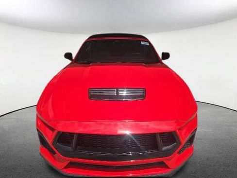 Used 2025 Ford Mustang GT Premium RWD image 2