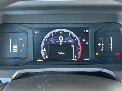 Certified 2025 Toyota Tacoma SR5 image 30