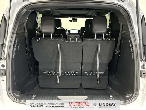 New 2026 Chrysler Pacifica Select w/ S Appearance Package image 10