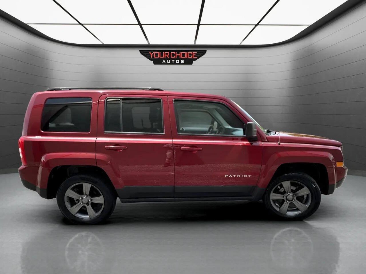 Used 2015 Jeep Patriot High Altitude AWD/4WD image 4