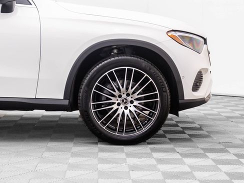 New 2026 Mercedes-Benz GLC 300 GLC 300 image 36