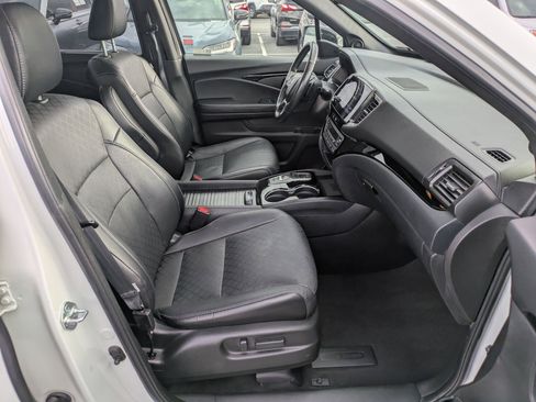 Certified 2023 Honda Passport Elite image 34