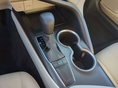 Certified 2023 Toyota Camry LE image 13