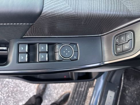 Certified 2023 Ford F150 Platinum w/ Equipment Group 701A High image 16