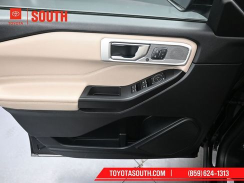 Used 2020 Ford Explorer Limited w/ Class III Trailer Tow Package image 25