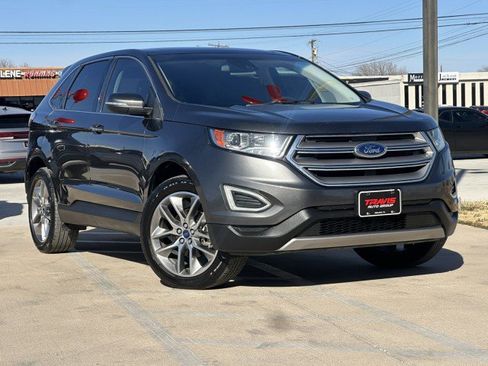 Used 2018 Ford Edge Titanium w/ Equipment Group 301A image 3