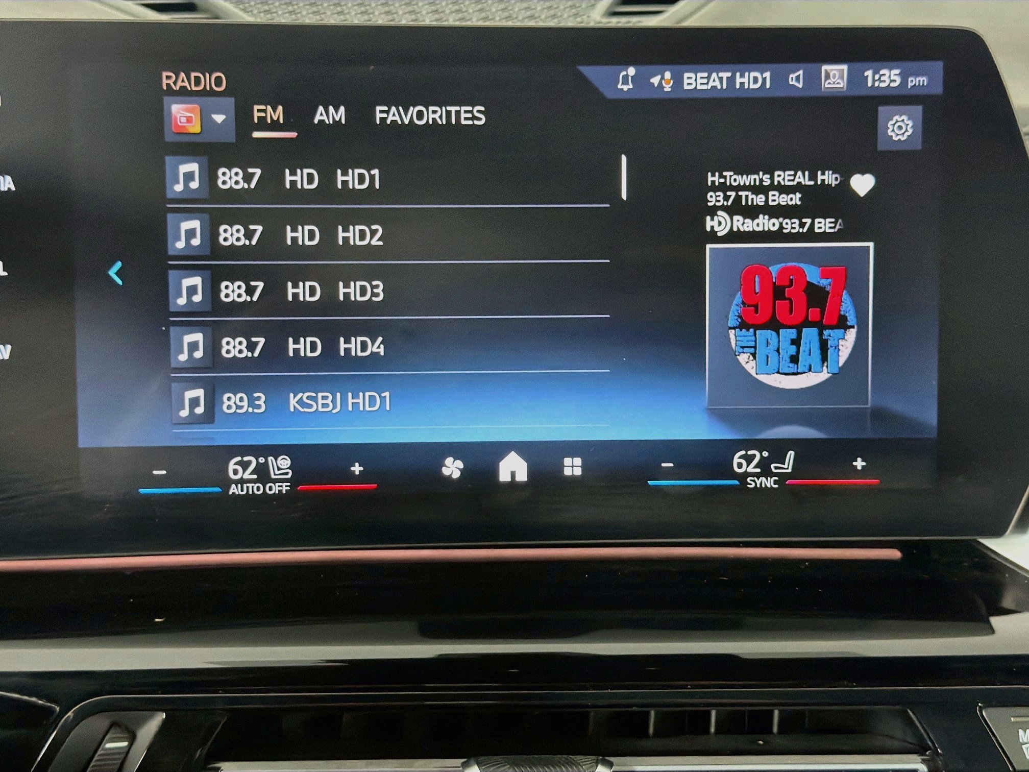 Used 2025 BMW X2 xDrive28i AWD/4WD image 21
