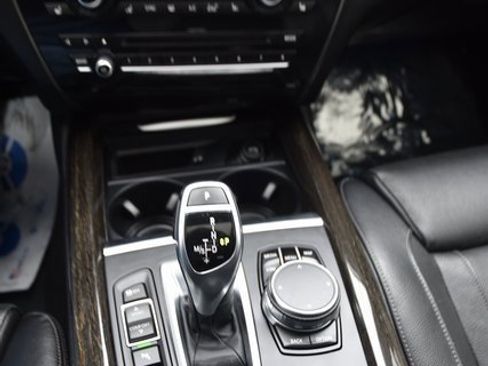 Used 2018 BMW X5 xDrive50i image 16