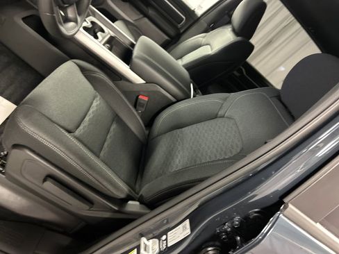 New 2026 RAM 1500 4x4 Crew Cab image 10