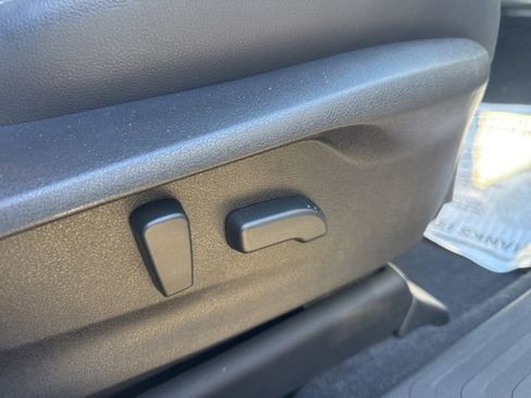 Used 2024 Subaru Ascent Limited w/ Technology Package image 28