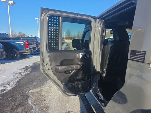 Used 2020 Jeep Gladiator Rubicon image 28