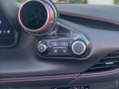 Used 2023 Ferrari F8 Tributo image 12