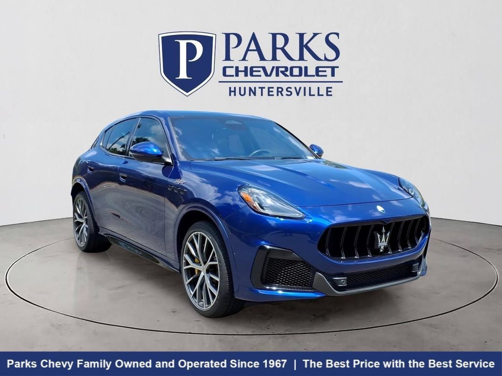 Used 2024 Maserati Grecale Trofeo AWD/4WD image 1