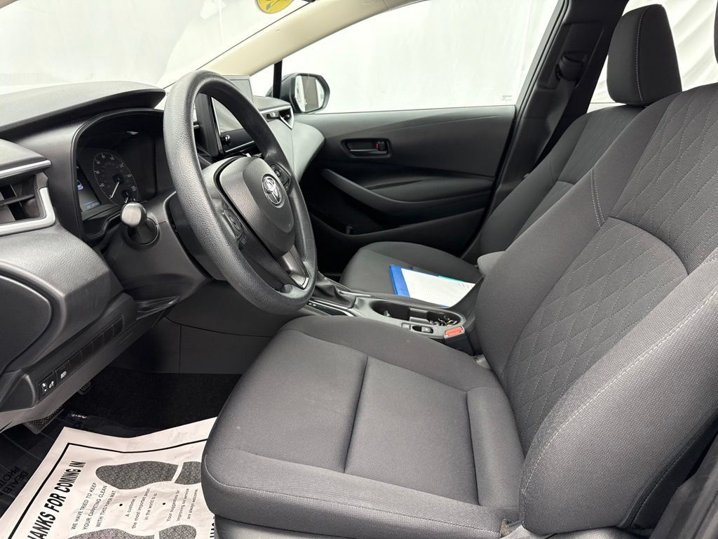 Used 2024 Toyota Corolla LE FWD image 20