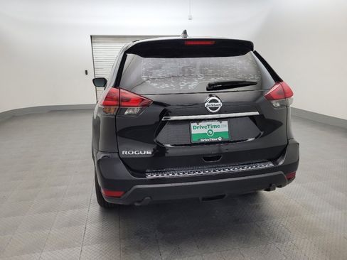 Used 2020 Nissan Rogue S FWD image 6