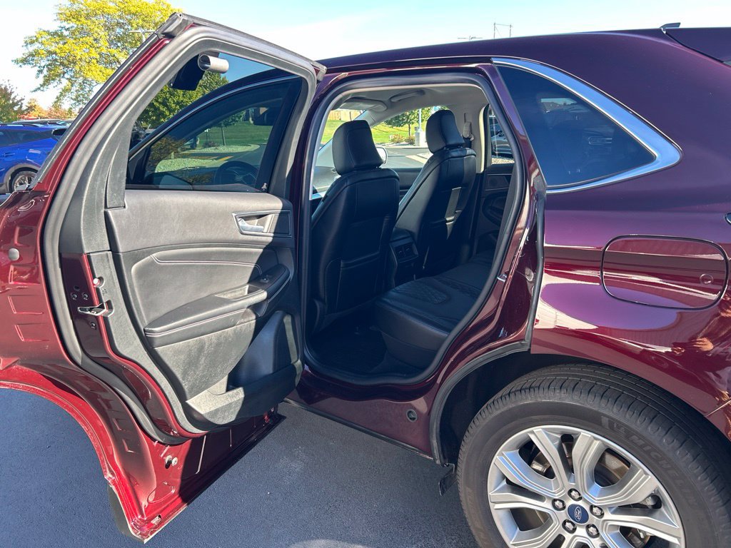 Certified 2024 Ford Edge Titanium w/ Equipment Group 301A AWD/4WD image 20