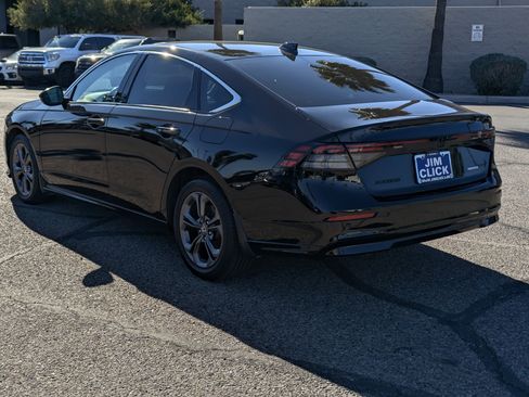 Used 2024 Honda Accord EX-L image 4