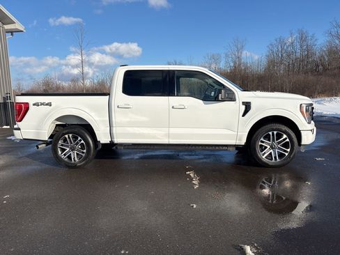 Used 2022 Ford F150 XLT w/ Equipment Group 302A High image 16