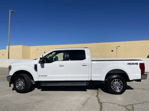 Used 2021 Ford F250 Lariat w/ Lariat Value Package image 2