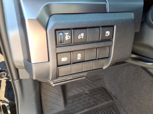 New 2026 Toyota 4Runner SR5 AWD/4WD image 10