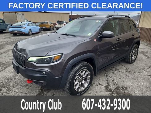 Used 2021 Jeep Cherokee Trailhawk AWD/4WD image 4