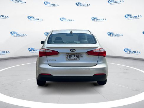 Used 2015 Kia Forte LX w/ Popular Package FWD image 4