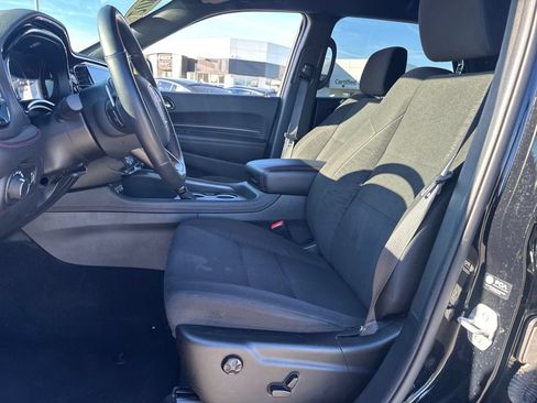 Used 2025 Dodge Durango GT AWD/4WD image 18