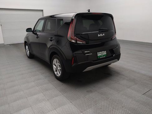 Used 2025 Kia Soul LX w/ LX Technology Package image 5