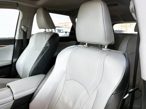 Used 2019 Lexus RX 450hL Premium w/ Premium Package AWD/4WD image 24