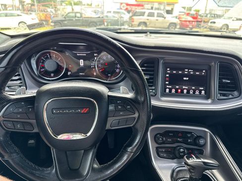 Used 2020 Dodge Challenger R/T RWD image 21