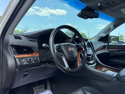 Used 2015 Cadillac Escalade Premium AWD/4WD image 14