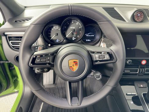 Certified 2026 Porsche Macan GTS AWD/4WD image 18