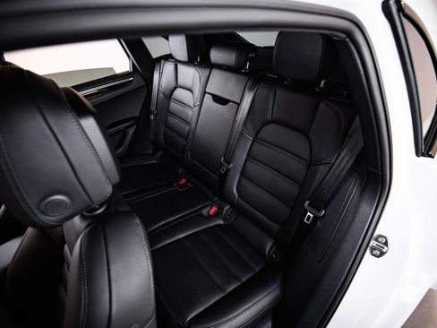 Certified 2026 Porsche Macan S AWD/4WD image 24