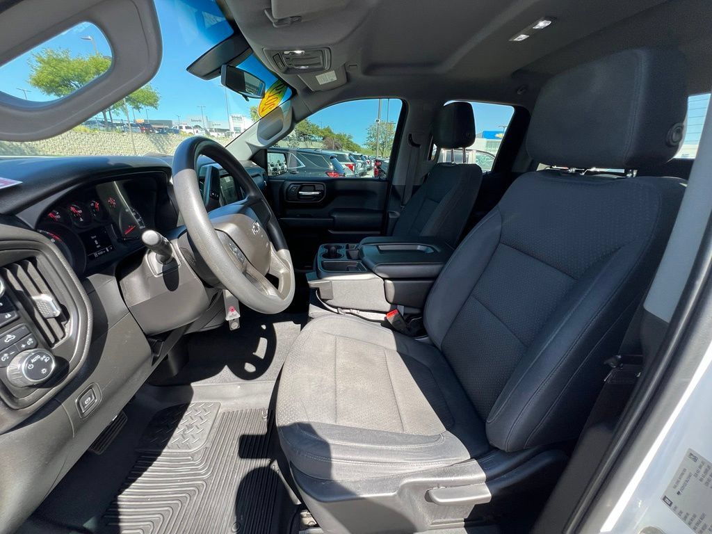 Used 2019 Chevrolet Silverado 1500 Custom Trail Boss w/ Custom Convenience Package AWD/4WD image 20