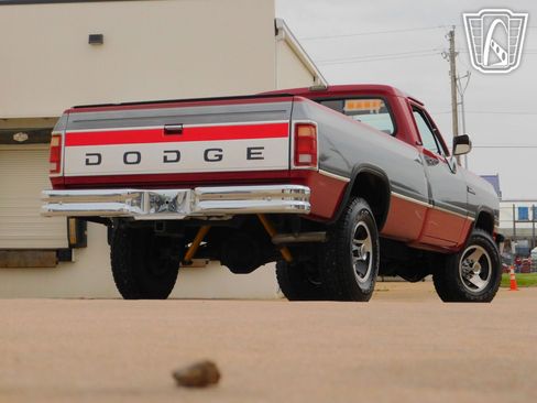 Used 1991 Dodge D/W Truck 250 image 24