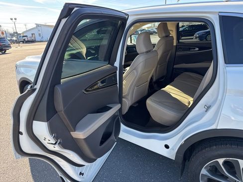 Certified 2021 Lincoln Nautilus Reserve w/ Class II Trailer Tow Package image 15