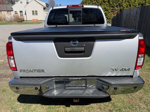 Used 2014 Nissan Frontier SV w/ SV Value Truck Package image 4