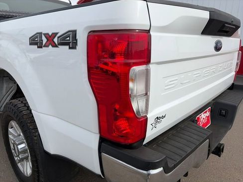 Used 2022 Ford F250 XL w/ Power Equipment Group AWD/4WD image 19