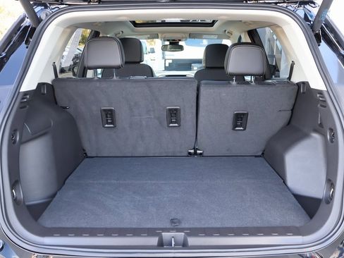 Certified 2024 GMC Terrain Denali w/ Denali Premium Package image 29